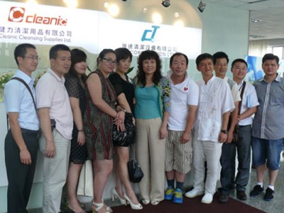 2011年9月 清潔顧問參觀團到我司參觀交流 2011年9月 清潔顧問參觀團到我司參觀交流