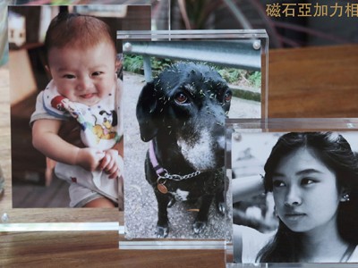 讓喜悅及動人的時刻透過美好的相片,與家人一同回憶。 讓喜悅及動人的時刻透過美好的相片,與家人一同回憶。