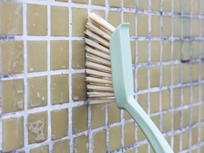 刷頭設計收窄方便清潔縫隙