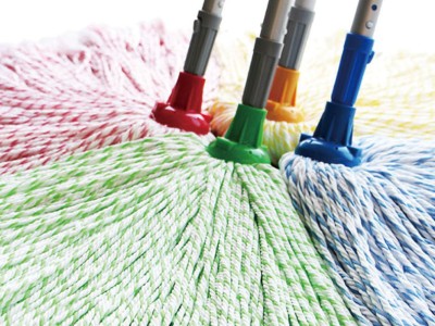 搭配不同拖頭就可輕鬆清潔全屋地板。 搭配不同拖頭就可輕鬆清潔全屋地板。