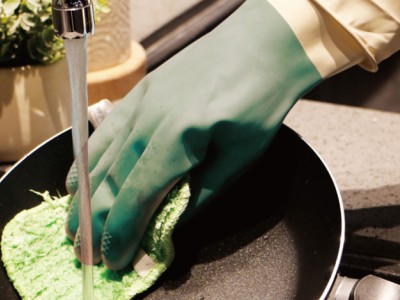 有否想過當你清潔廚房、洗手間、房間時，是否都用同一對手套?