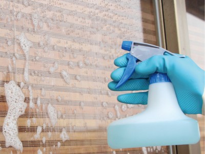 日常清潔消毒,用CT 不倒翁噴水壺,過程簡單快捷。 日常清潔消毒,用CT 不倒翁噴水壺,過程簡單快捷。